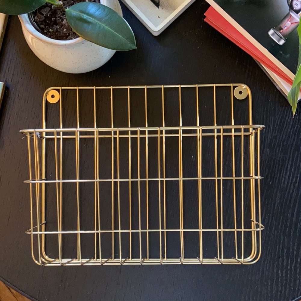 Wall paper storage
